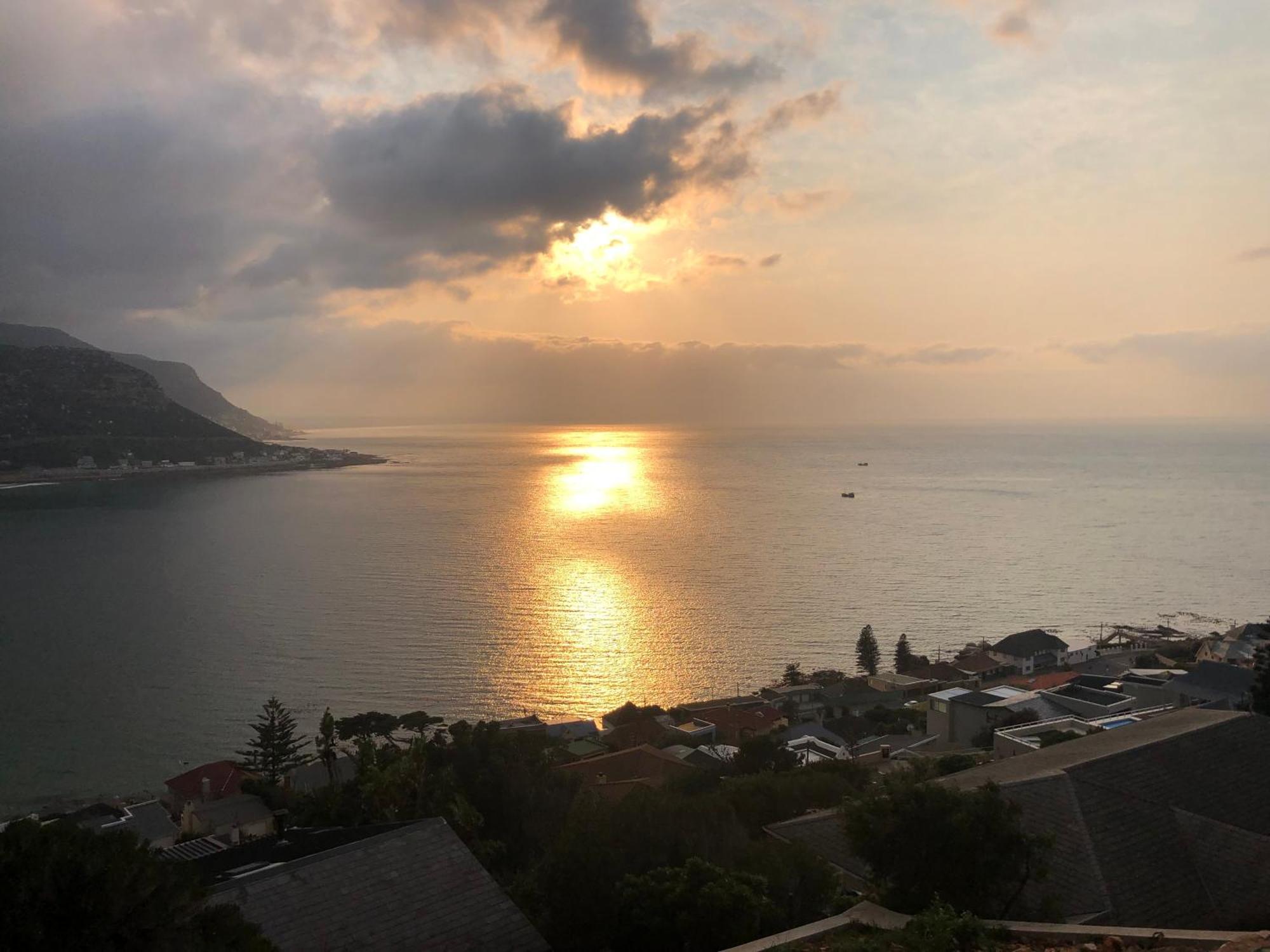 1 Mountain Rd Boutique B & B Fish Hoek Kültér fotó